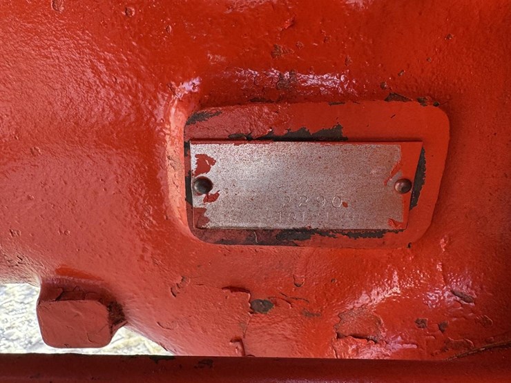 j-i-case-2290-image-49