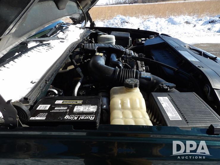 2005-chevrolet-silverado-3500-image-17