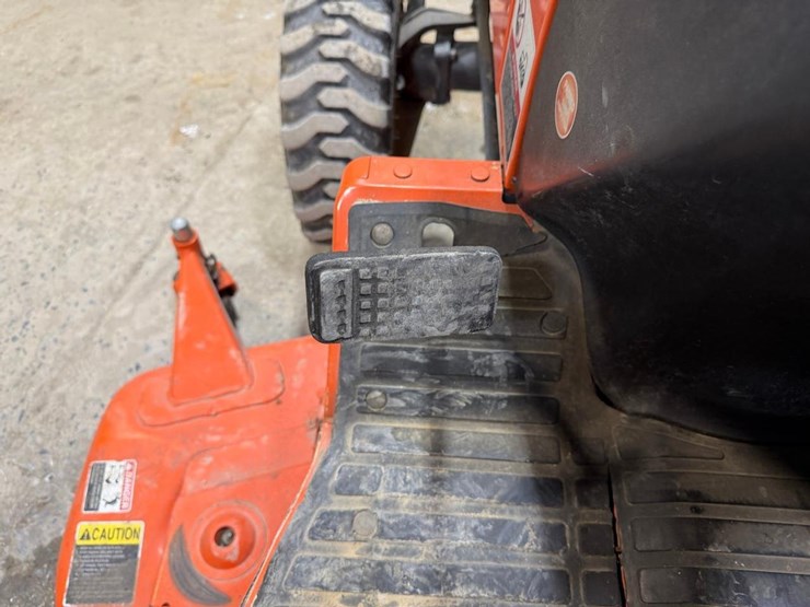 kubota-b7800-image-26