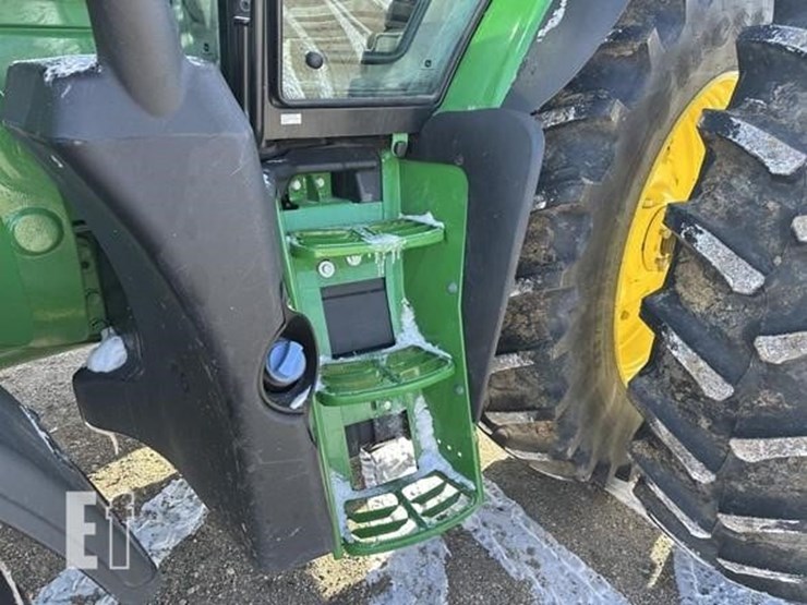 2023-john-deere-6r-155-image-33