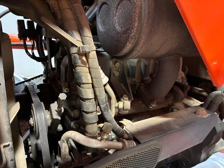 kubota-m6040hdc-image-17