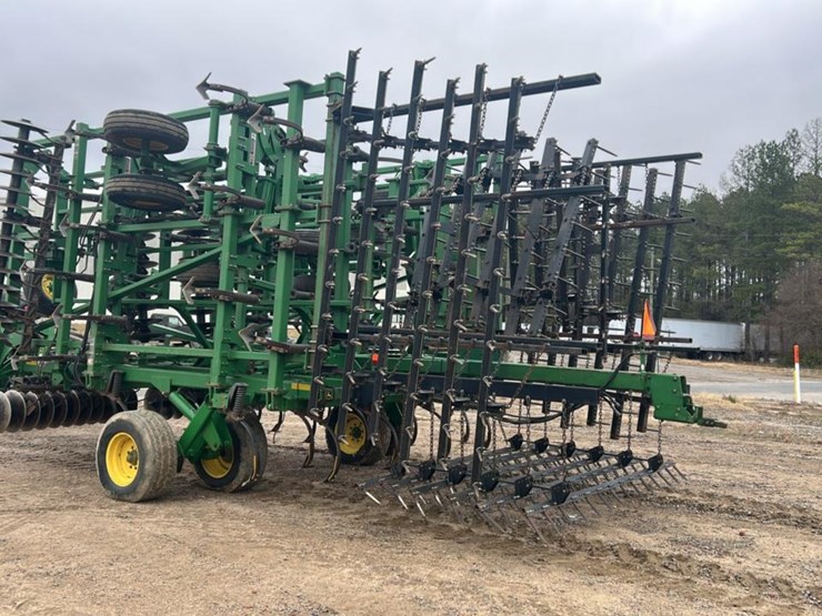 2009-john-deere-2310-image-3