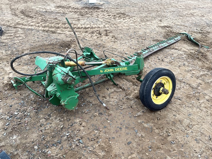 john-deere-la-image-1