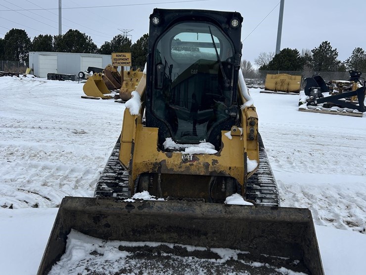 2021-caterpillar-259d3-image-2