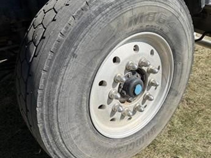 2008-kenworth-t800-image-15