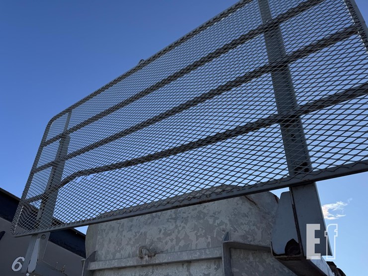 hagedorn-hydra-spread-extravert-5440-image-26