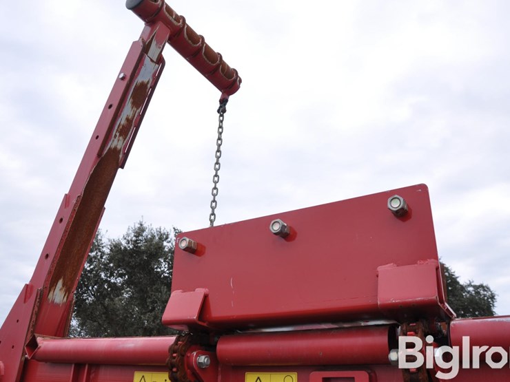 2022-proag-bale-titan-bale-skooper-image-10