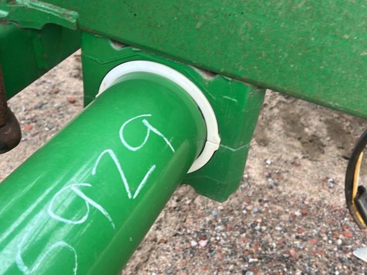 2009-john-deere-2310-image-31