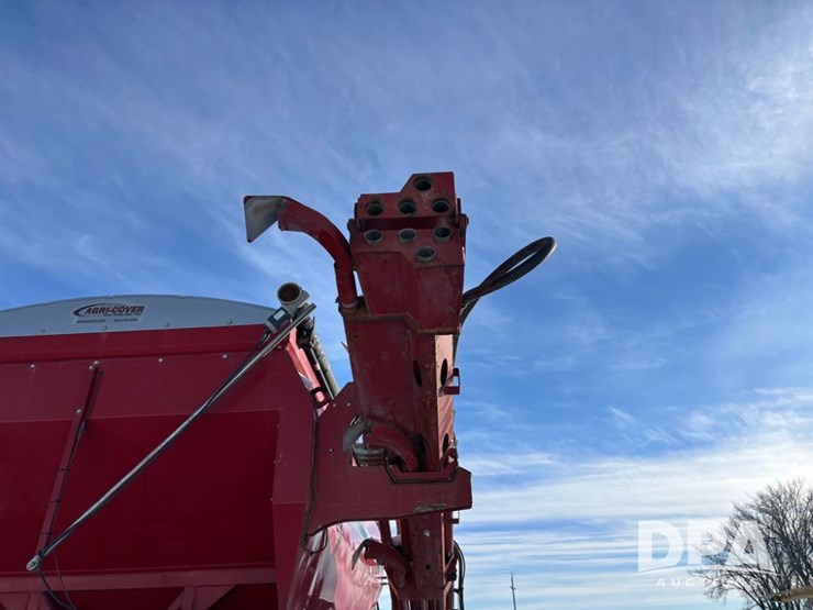 2015-case-ih-2015-image-34