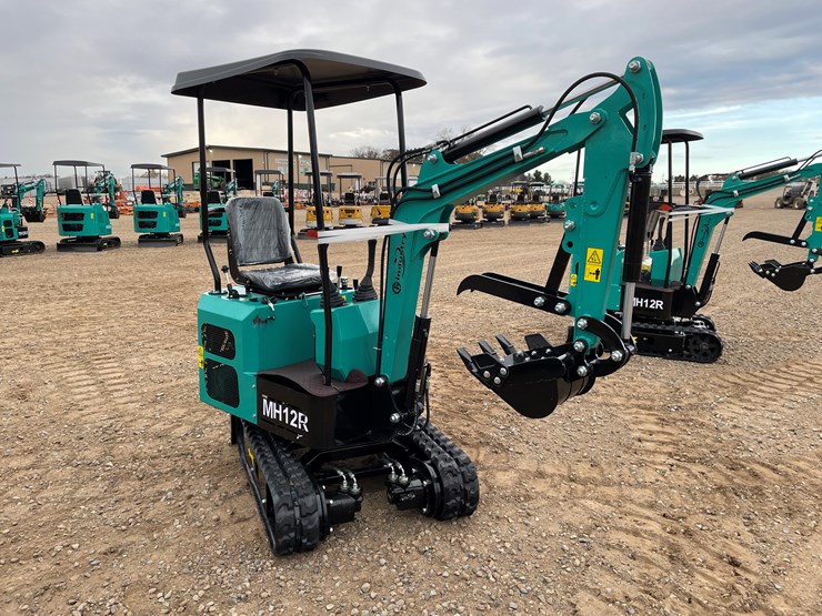 #9221-•-2025-unused-cfg-mini-excavator-image-2