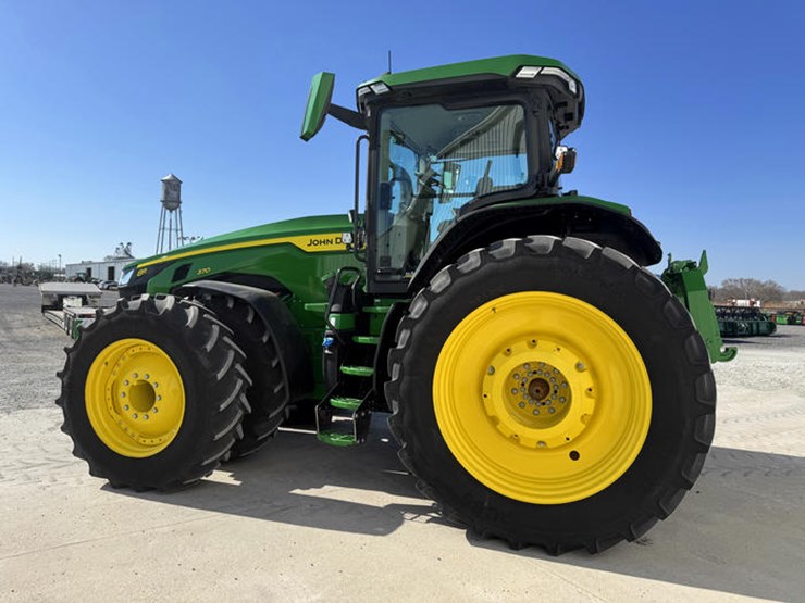 john-deere-8r-370-image-27