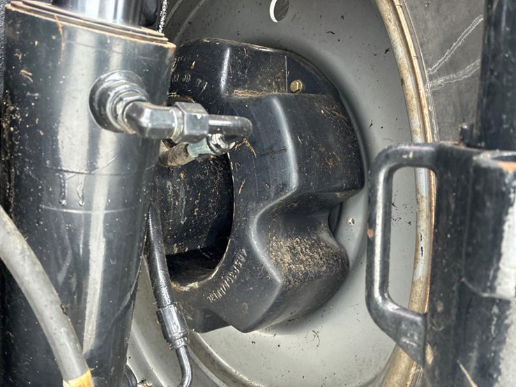 case-ih-magnum-315-image-59