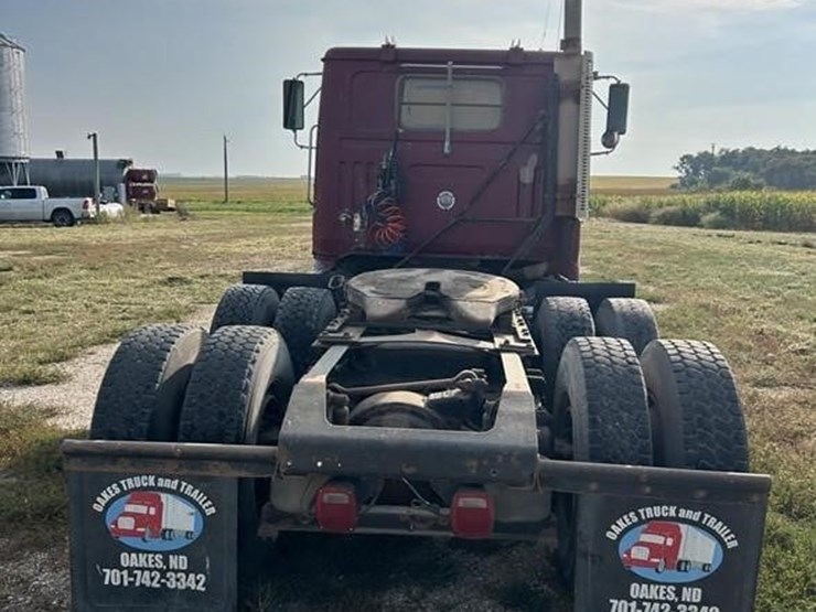 1994-white/gmc-wg64t-image-8