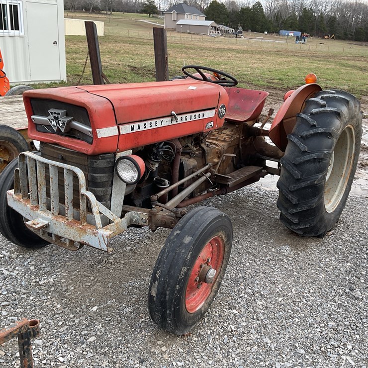 MASSEY-FERGUSON 135