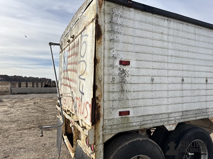 timpte-hopper-bottom-image-18