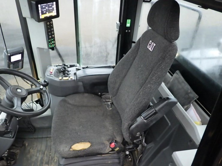 2017-caterpillar-950m-image-29