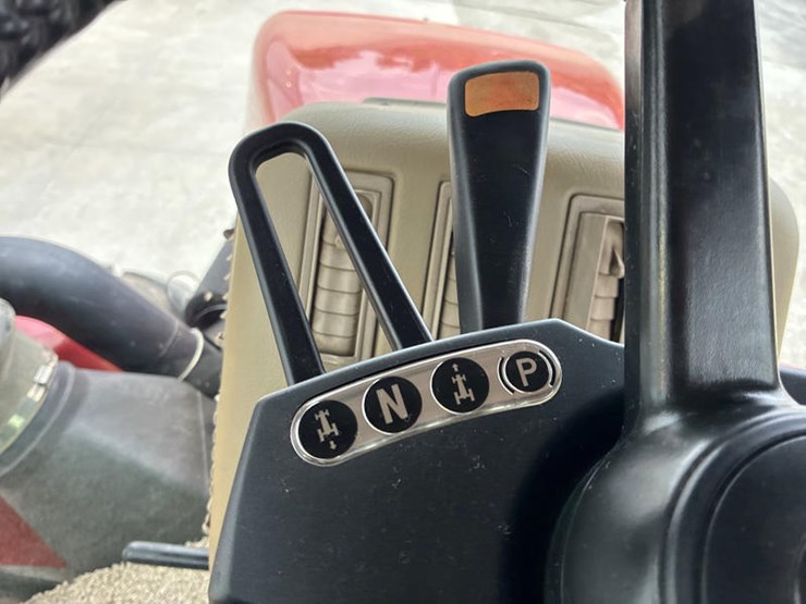 2010-case-ih-steiger-435-image-77