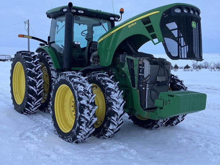 2010-john-deere-8295r-image-5