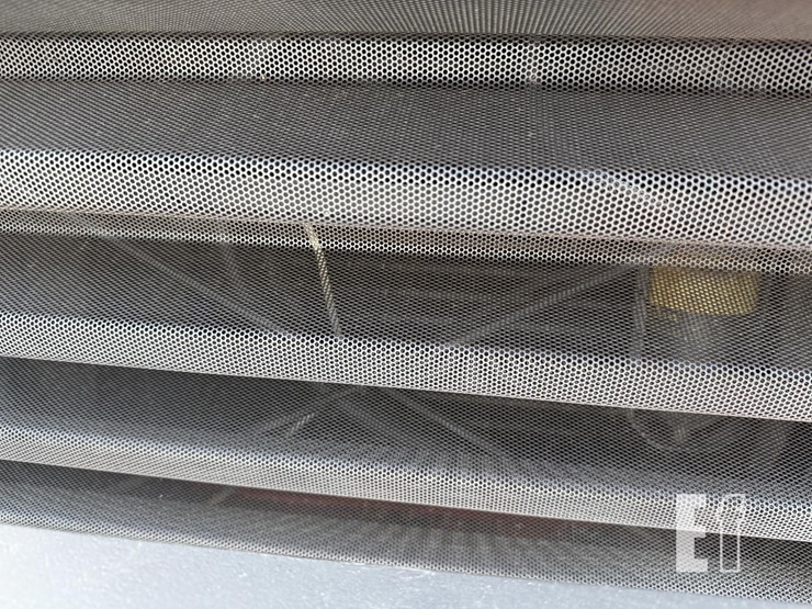 j-i-case-2290-image-23