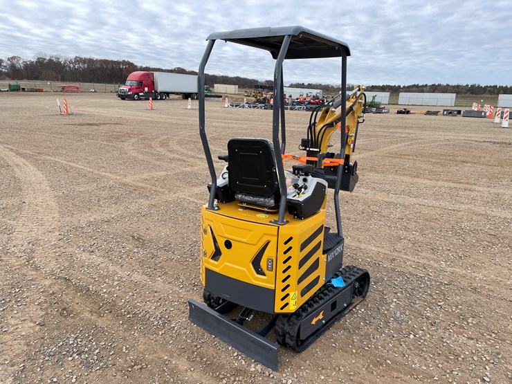 #9209-•-2025-unused-cfg-mini-excavator-image-4