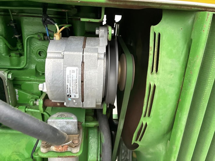 john-deere-4020-image-36