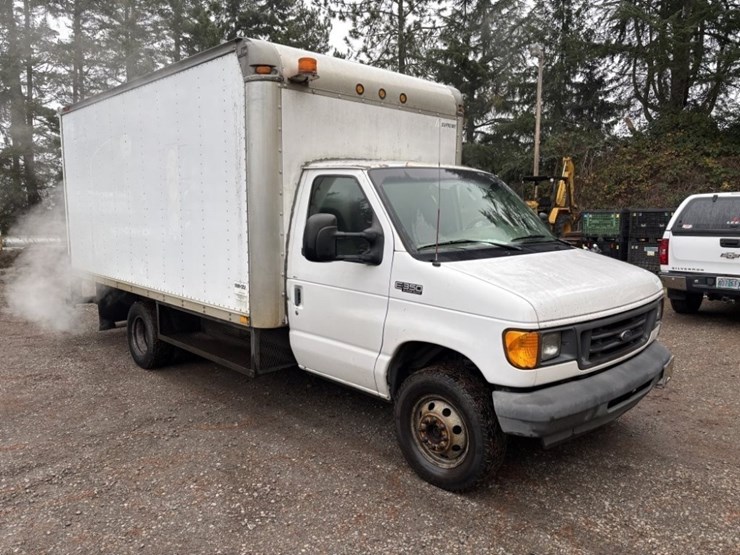 2003-ford-e350-sd-image-7