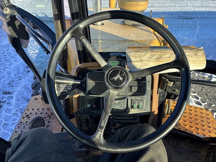 john-deere-310d-image-57