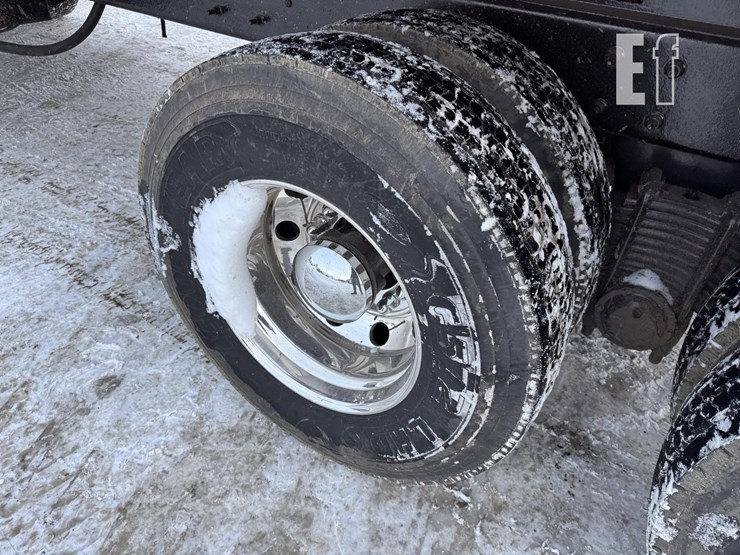 2004-mack-granite-cv713-image-24