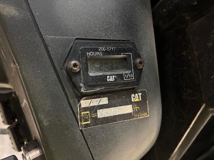 caterpillar-226b-image-21