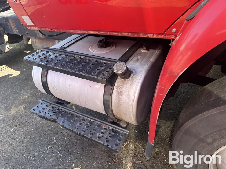 2007-international-durastar-4400-image-11