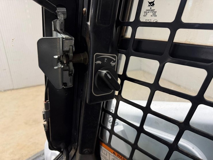 bobcat-t595-image-29