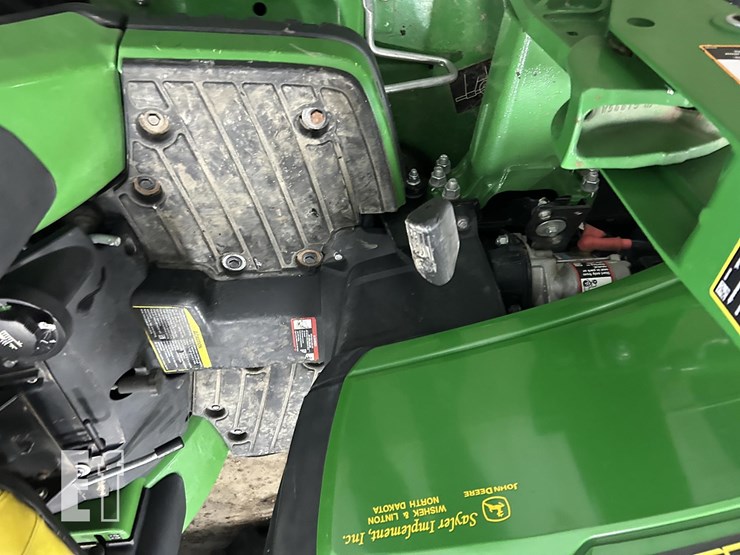 john-deere-1025r-image-17
