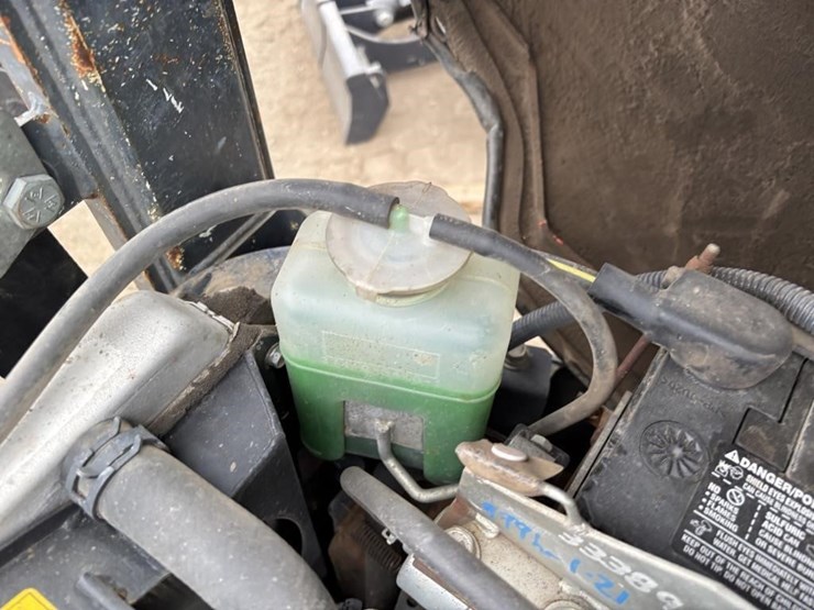 2015-kubota-k008-3-image-35