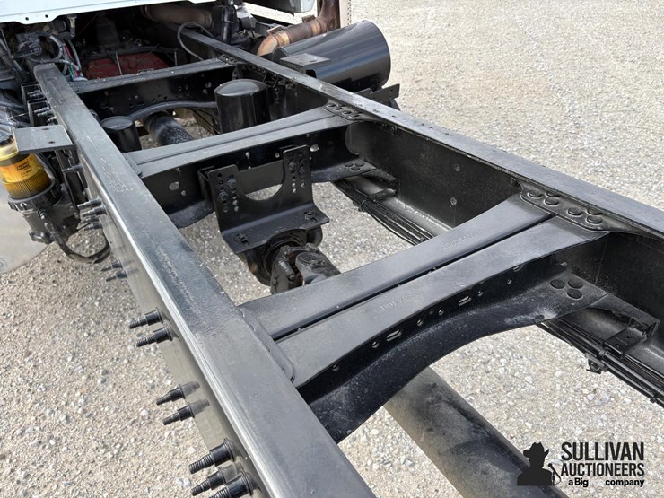 2015-mack-gu433-granite-t/a-cab-&-chassis-image-19