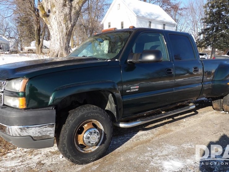 2005-chevrolet-silverado-3500-image-1