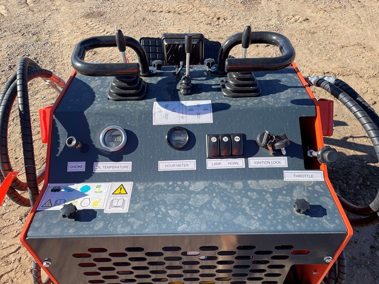 #9373-•-unused-2025-landhero-mini-skid-steer-image-8