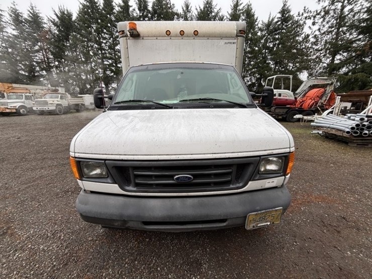 2003-ford-e350-sd-image-8
