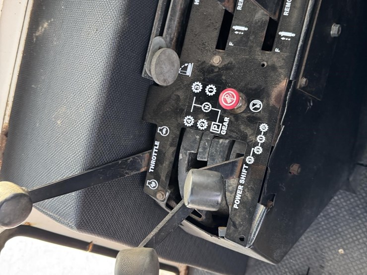 j-i-case-2290-image-55