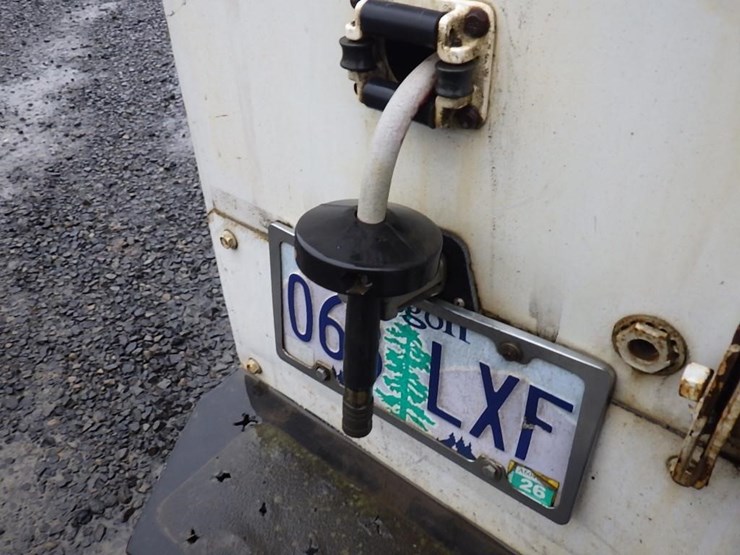 2006-ford-f550-image-13