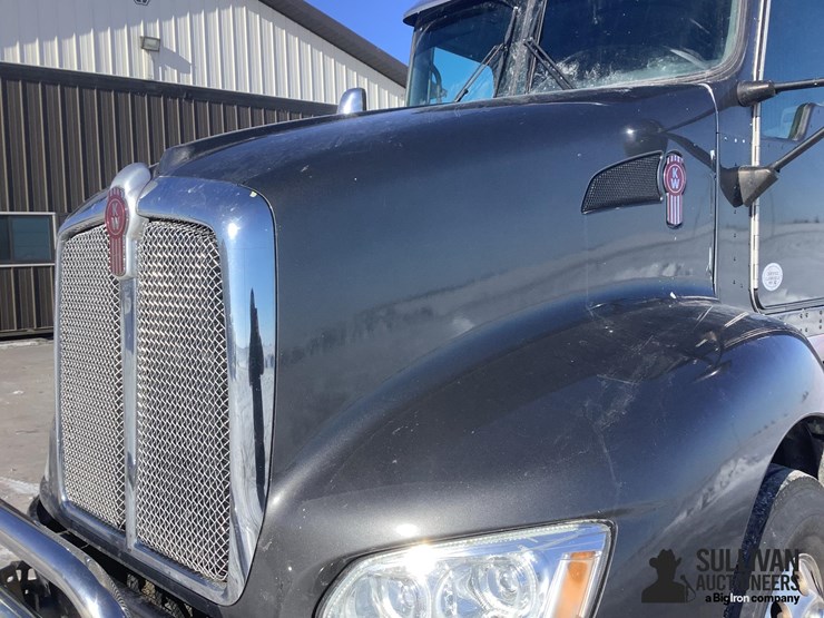 kenworth-t600-image-10