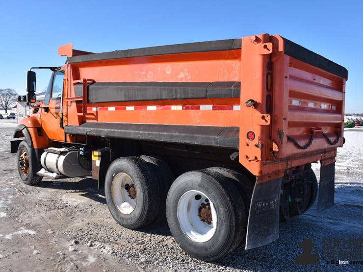 2009-international-7400-image-7