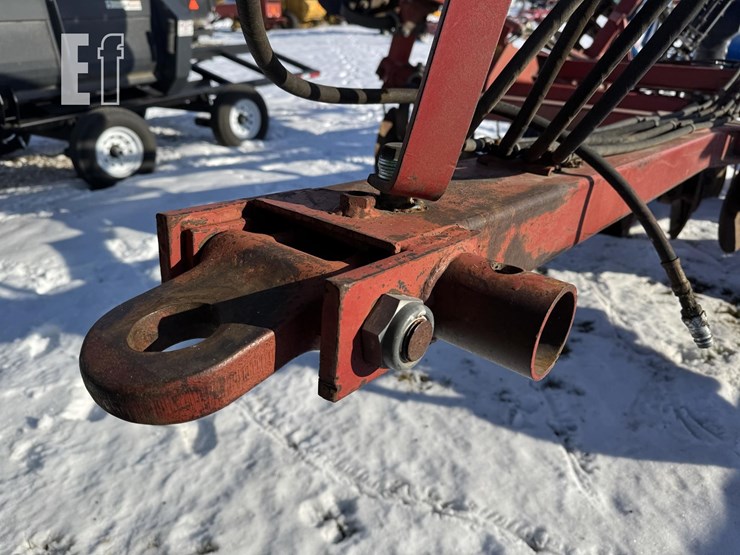 case-ih-3900-image-45