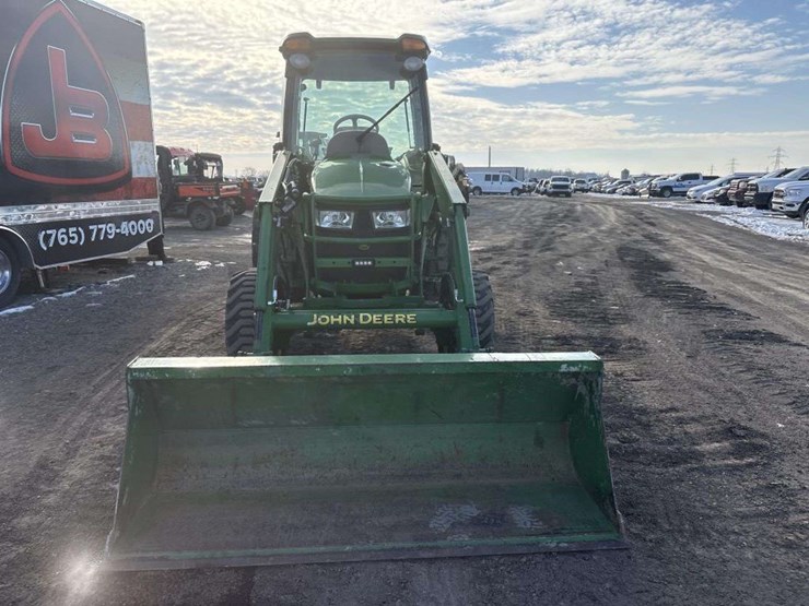john-deere-4044r-loader-tractor-image-6