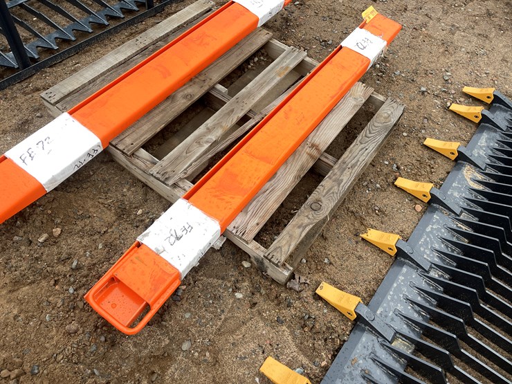 #2036-•-unused-forklift-extensions-image-1