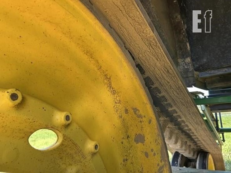 john-deere-8220t-image-32