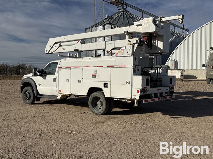 ford-f550-xlt-image-7