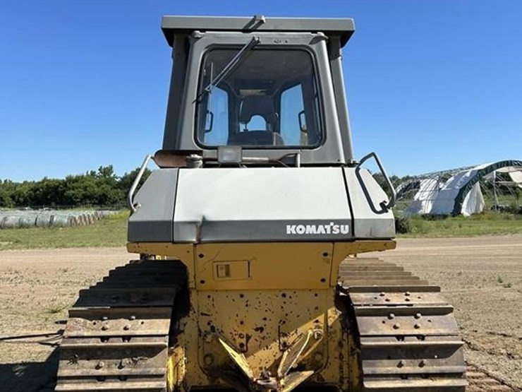 komatsu-d65ex-12-image-6