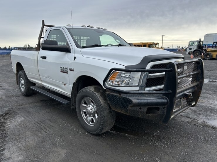 2018-dodge-2500-image-7