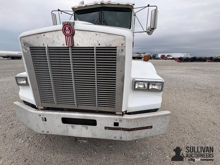 kenworth-t800-image-16