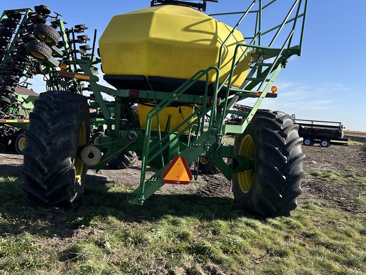 john-deere-1890-image-12